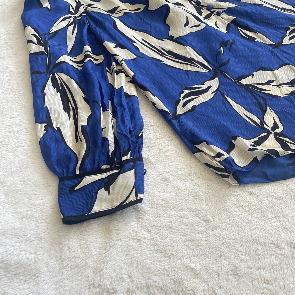 Veronica Beard Blue and Cream Floral Print Blouse - Picture 7 of 13